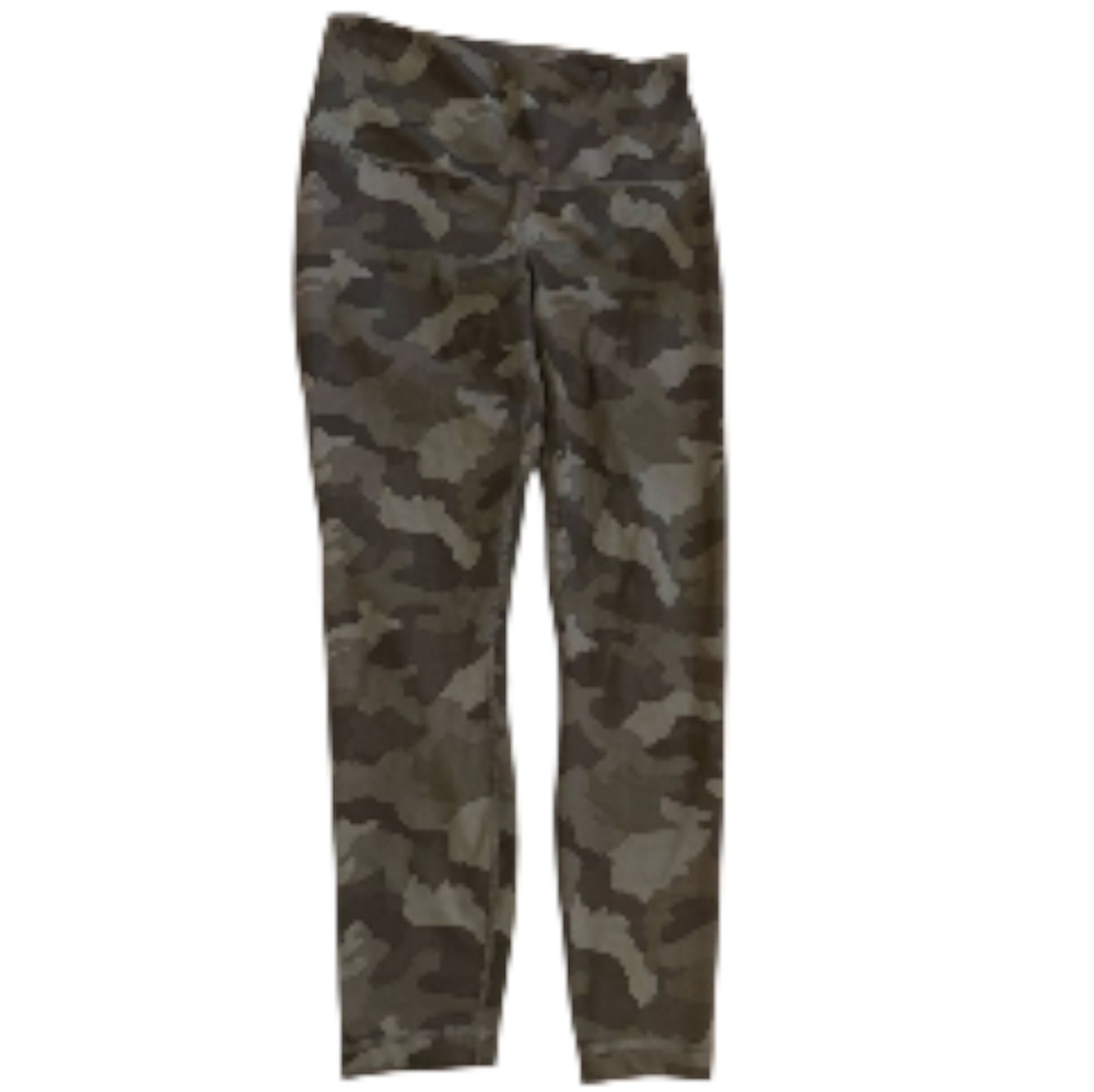 Yogalicious women’s Black Camouflage Leggings